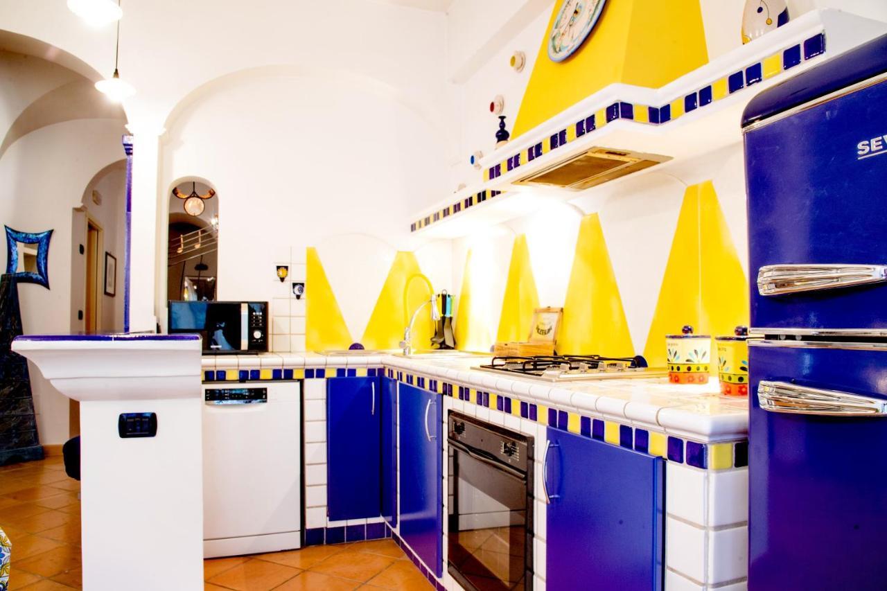 Holiday Home Amalfi Coast Maiori Luaran gambar